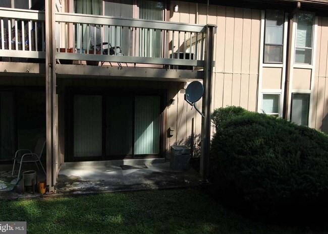 Building Photo - 8502 Barrington Ct