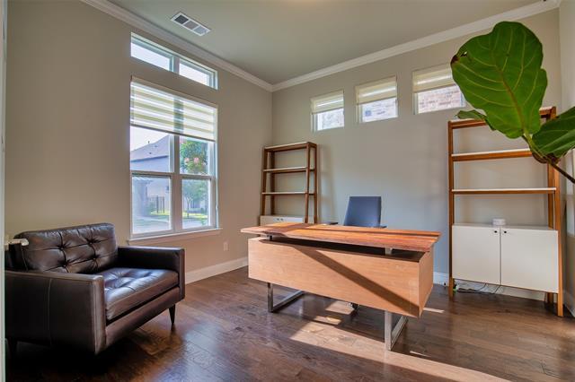 Foto del edificio - 6908 Royal View Dr