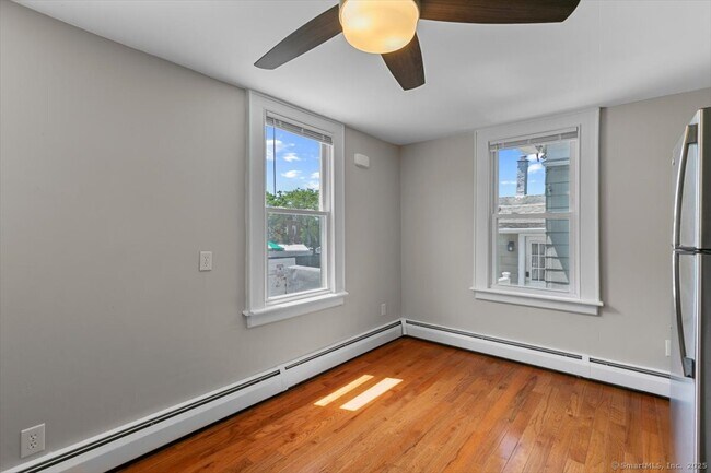 Foto del edificio - 502 Chapel St
