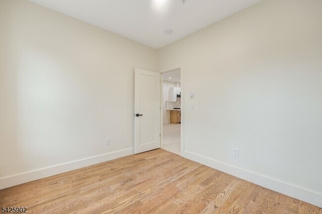 Foto del edificio - 10 School St