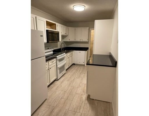 Building Photo - 1508 Gorham St