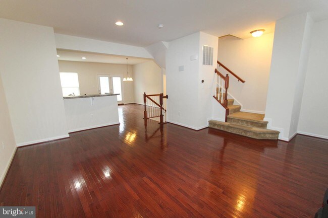 Foto del edificio - 54 Norwood Dr