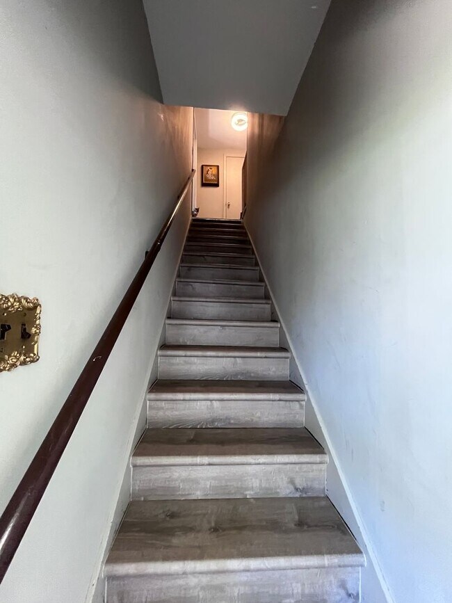 Foto del edificio - 5002 Dakota Ave