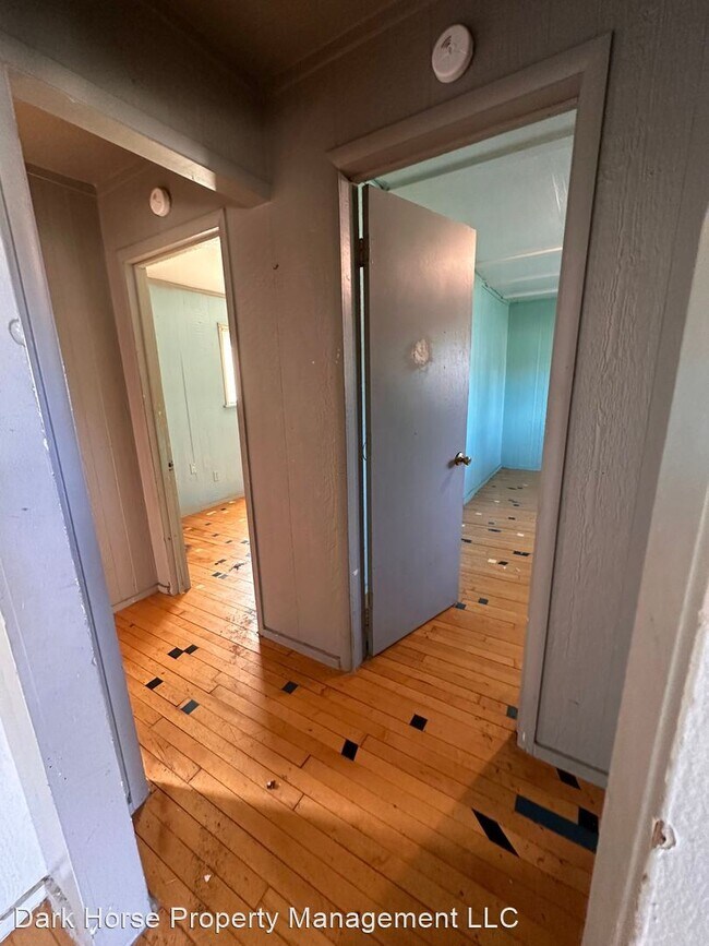 Foto del edificio - 2 br, 1 bath House - 921 South Wilhelm Avenue
