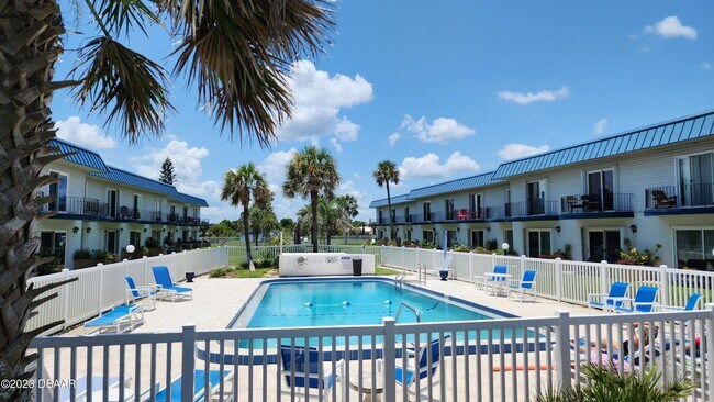 Foto del edificio - 2750 Ocean Shore Blvd