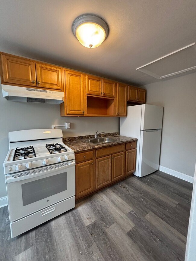 Foto del edificio - Beautiful 3 Bedroom House for Rent!!