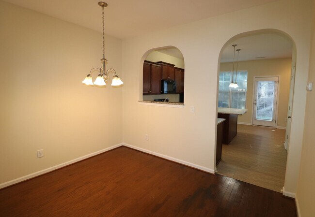 Building Photo - 5331 Farm House Trail