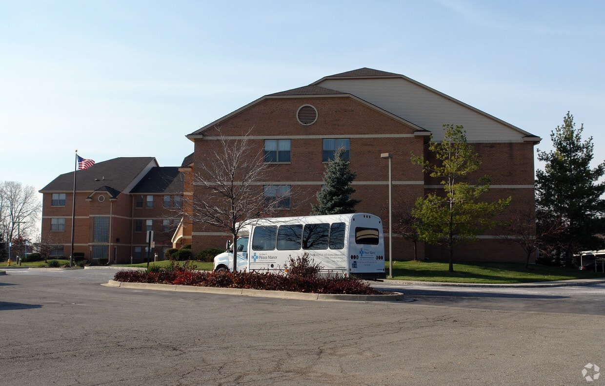 Building Photo - The Village of Peace Manor