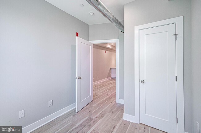 Foto del edificio - 1020 S 53rd St