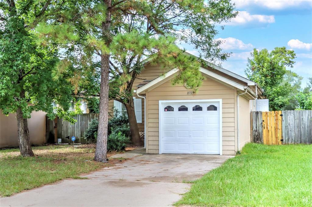 Primary Photo - 11723 Greenglen Dr