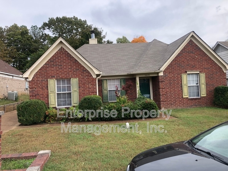 Foto principal - 5620 Dedo Cir