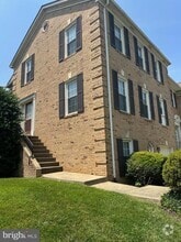 Building Photo - 2016 Pieris Ct