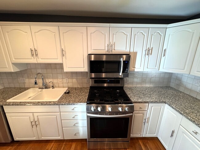 Photo - 37 Homer Ave