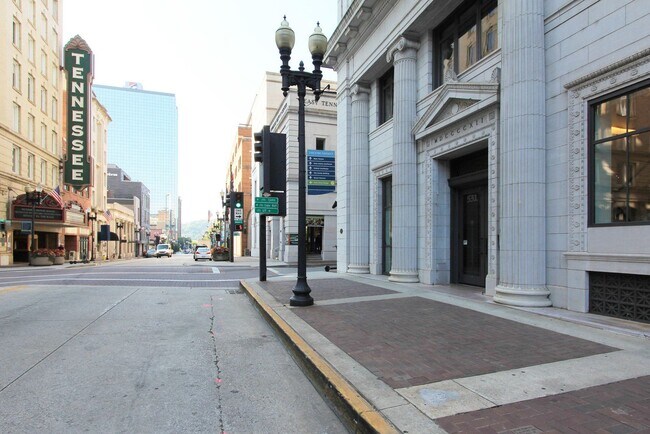 Foto del edificio - 531 S Gay St