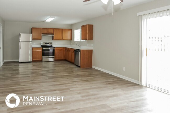 Foto del edificio - 213 Farmington Dr