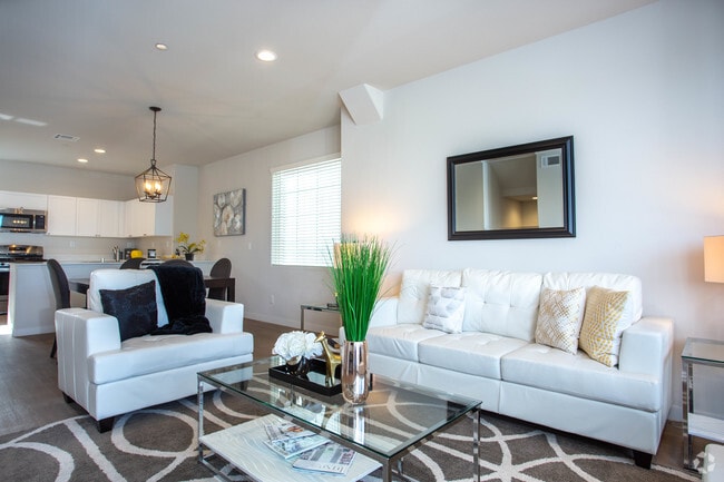 Interior Photo - Refugio