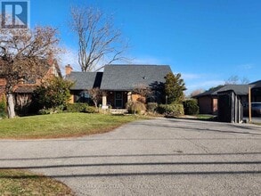 Building Photo - 232 Angeline St N