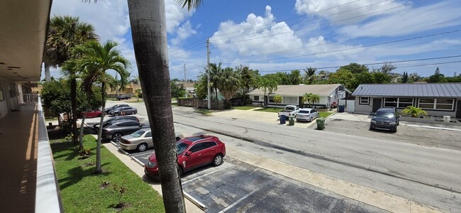 Foto del edificio - 230 SW 11th Ave