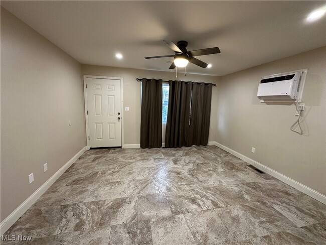 Building Photo - 3020 Northgate Ave