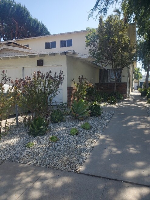 Building Photo - 1228 10th Street