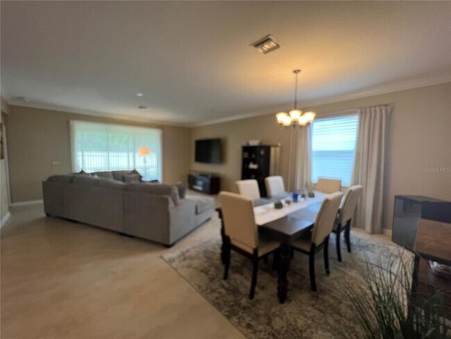 Foto del edificio - 5419 Grand Cypress Blvd