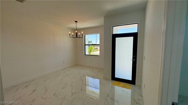 Building Photo - 1208 NW 25th Pl