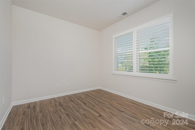 Foto del edificio - 15115 Moulin Ct Dr