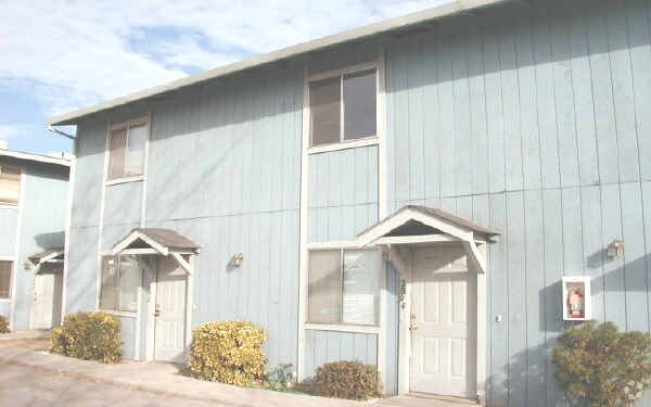 Primary Photo - Baur Apartments