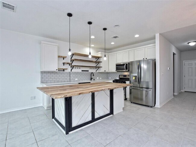 Foto del edificio - 1756 Yaupon Grove Ln