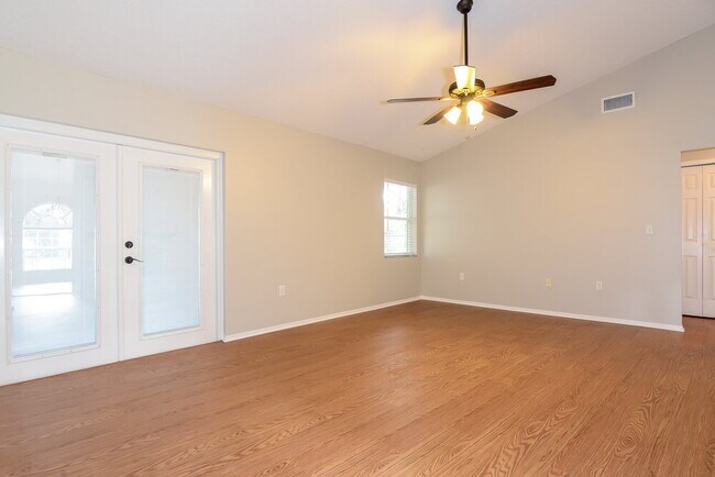 Foto del edificio - 3839 Marquise Ln