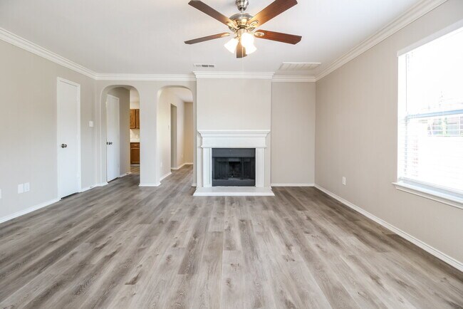 Foto del edificio - 501 Longshore Dr