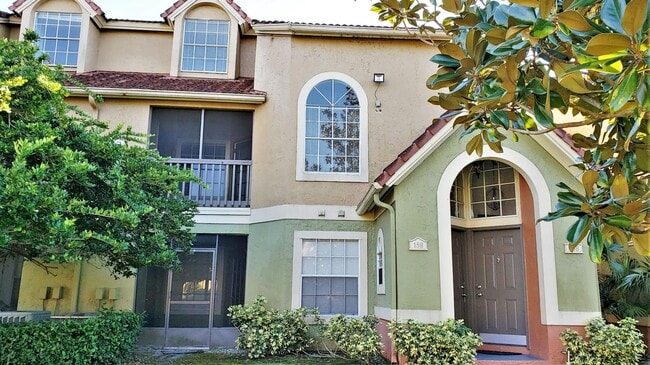 Building Photo - 445 Fountainhead Cir