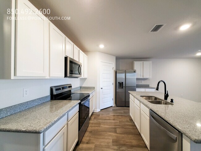 Building Photo - 5586 Galahad Trl