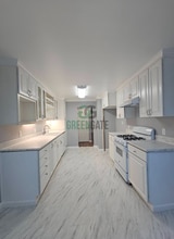 Building Photo - 2205 Geneva Dr