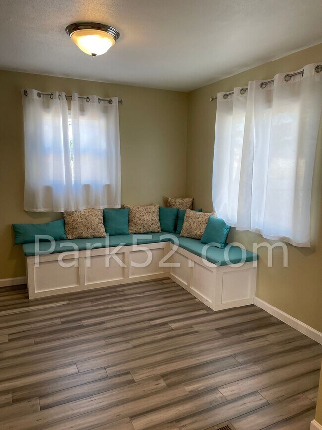Foto del edificio - 4 Bedroom Single Family Home