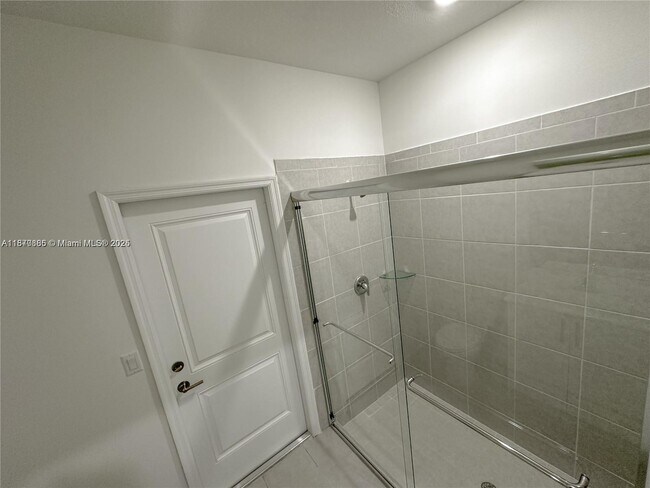 Foto del edificio - 14804 SW 162nd St