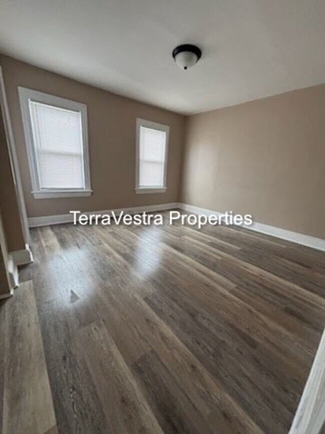 Foto del edificio - Single Family in Gloucester City! Eligible for $500 Security Deposit.