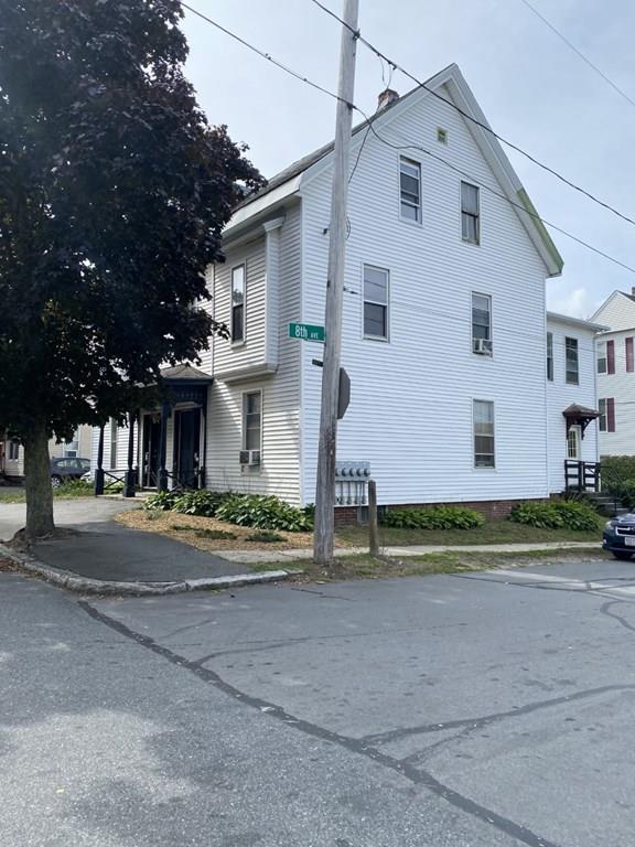Primary Photo - 452 Main St