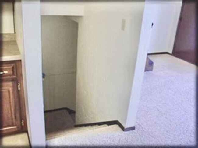 Foto del edificio - 2354 Canter Ln