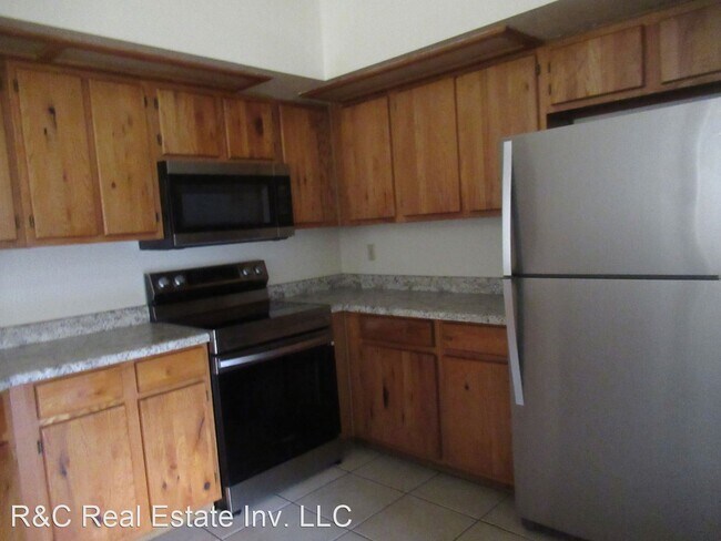 Building Photo - 4 br, 2 bath House - 5313 E Hobart St.