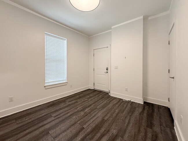 Foto del edificio - 298 Wilson Ave