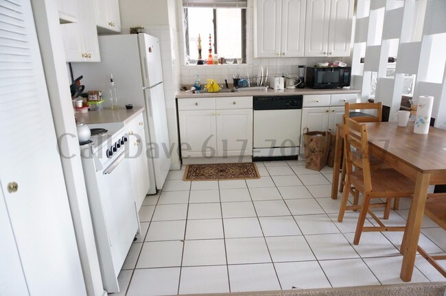 Building Photo - 1234 Commonwealth Ave