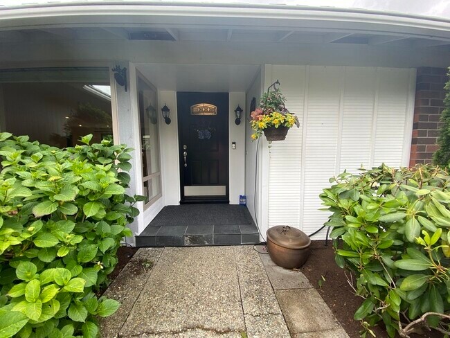 Foto del edificio - 17005 159th Pl SE