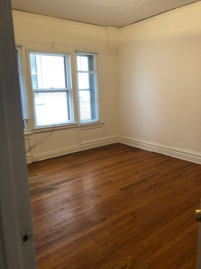 Dormitorio típico - 511 Lake St