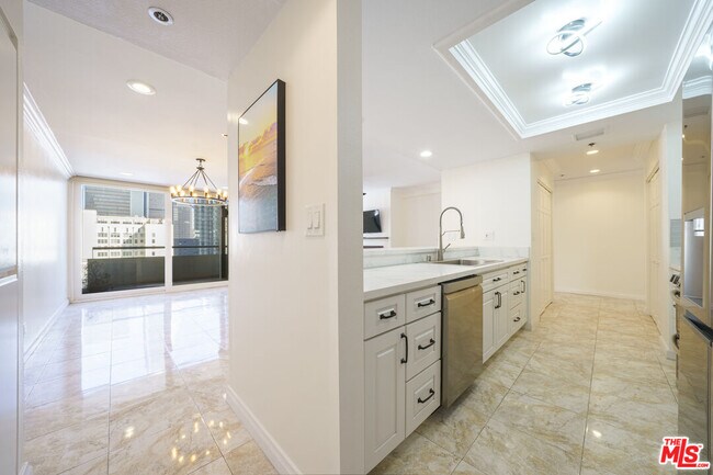 Foto del edificio - 600 W 9th St