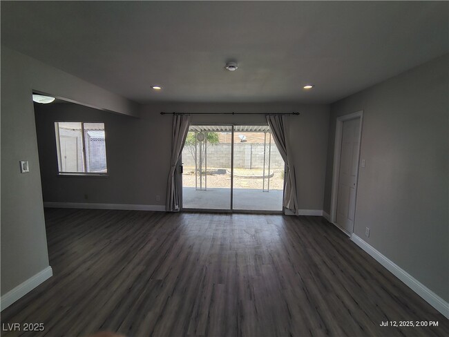 Building Photo - 5224 Del Monte Ave