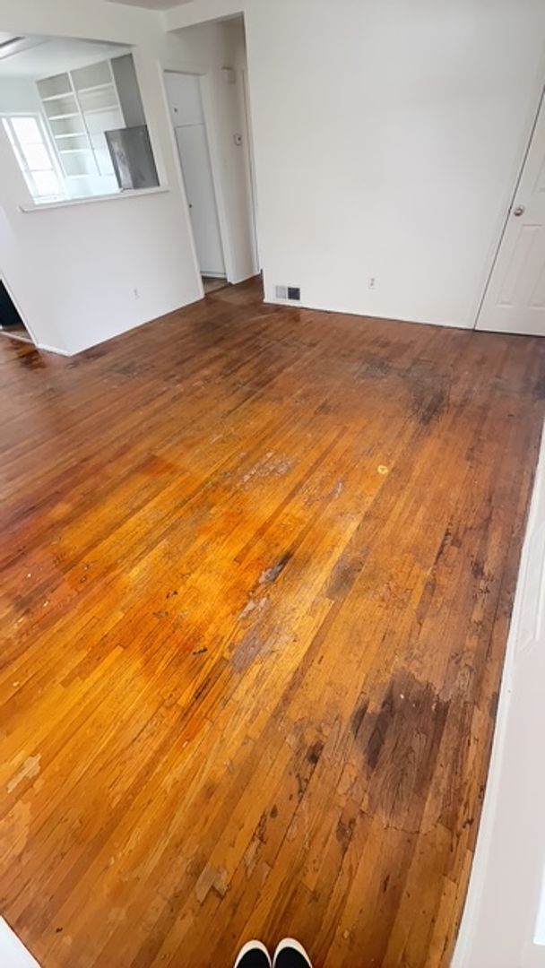 Foto del edificio - Centrally located in the NE Heights 4 bedroom, 1 3/4 Bath 1900 square feet.