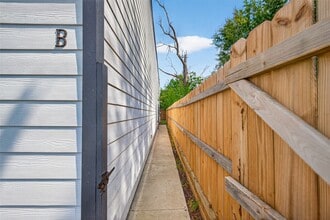 Building Photo - 9405 Madera Rd