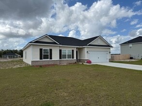 Building Photo - 157 Deerfield Dr NE