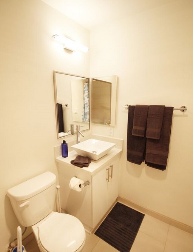 Building Photo - 3671 Hudson Manor Ter